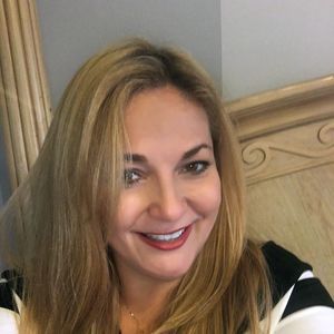 Meet your Posher, Isabel